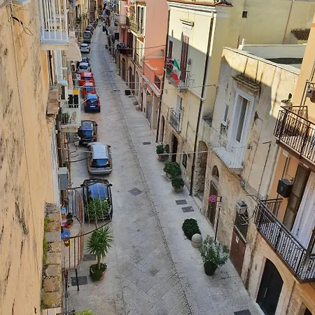 Domus 73 Apulian Holidays Apartment