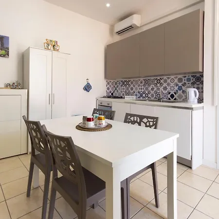 Apartment Domus 73 Apulian Holidays *